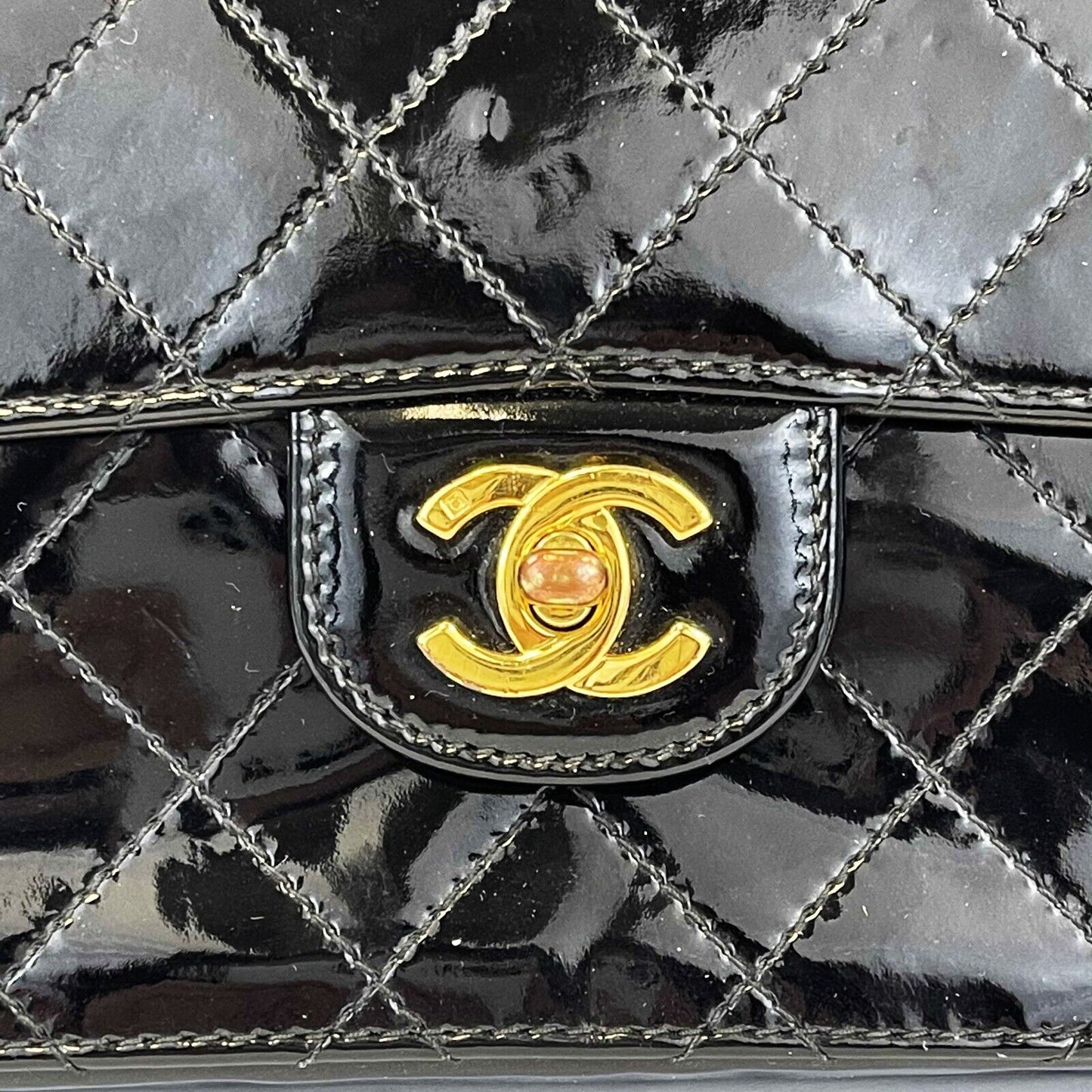 Chanel - Black Vintage CC Turnlock - Patent Quilted Flap - Gold Hardware Handbag