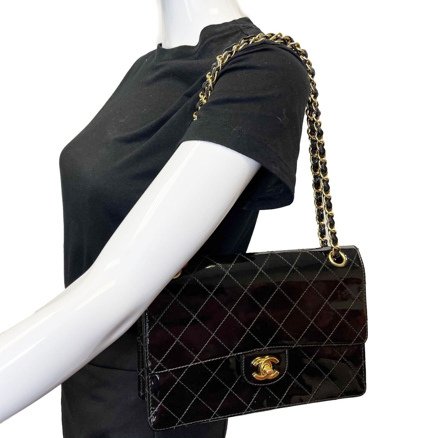 Chanel - Black Vintage CC Turnlock - Patent Quilted Flap - Gold Hardware Handbag