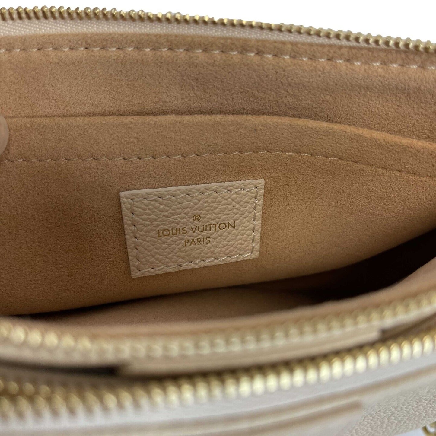Louis Vuitton - NEW Cream Giant Monogram Empreinte Multi Pochette Accessories