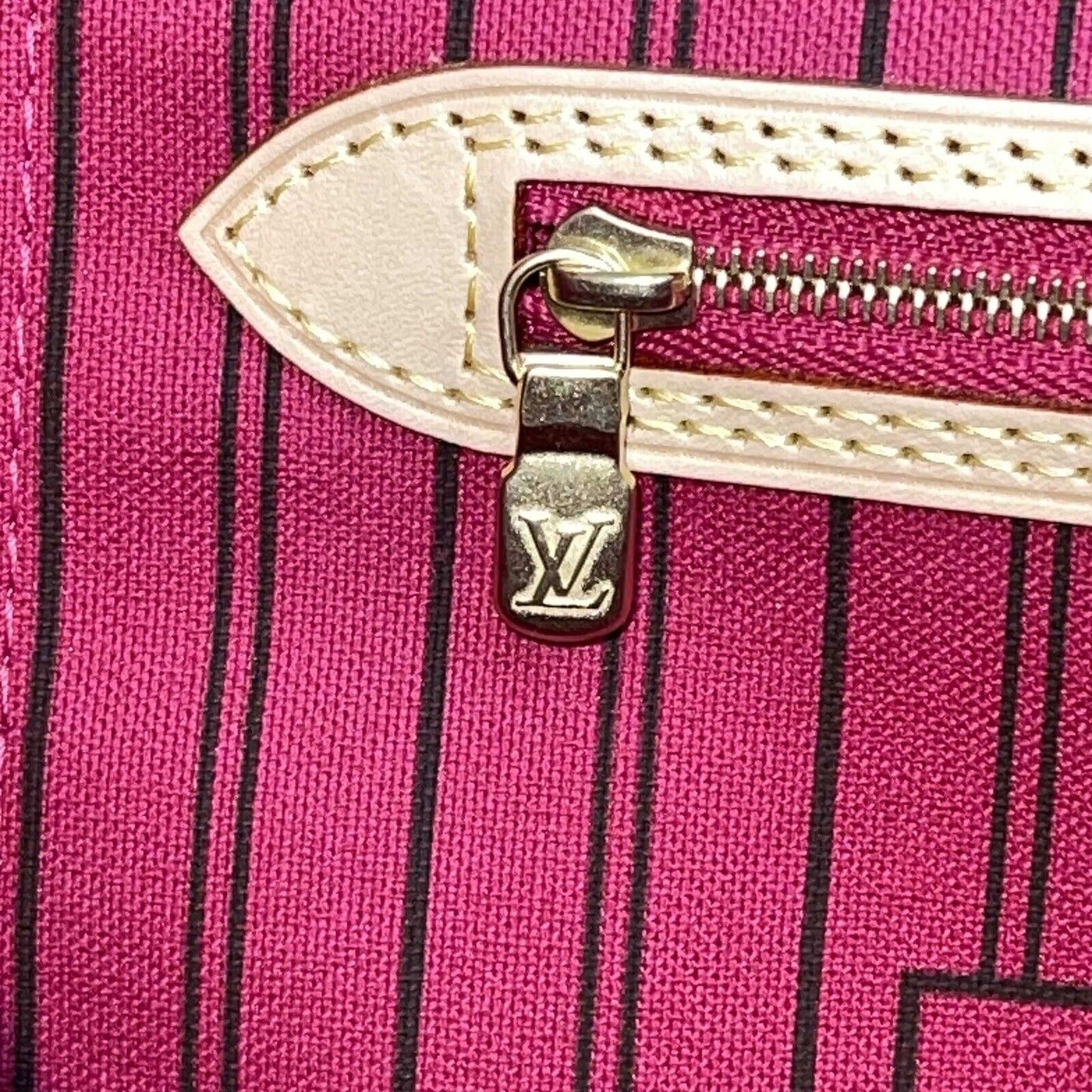 Louis Vuitton - Excellent - Monogram Neverfull MM - Brown / Tan Tote