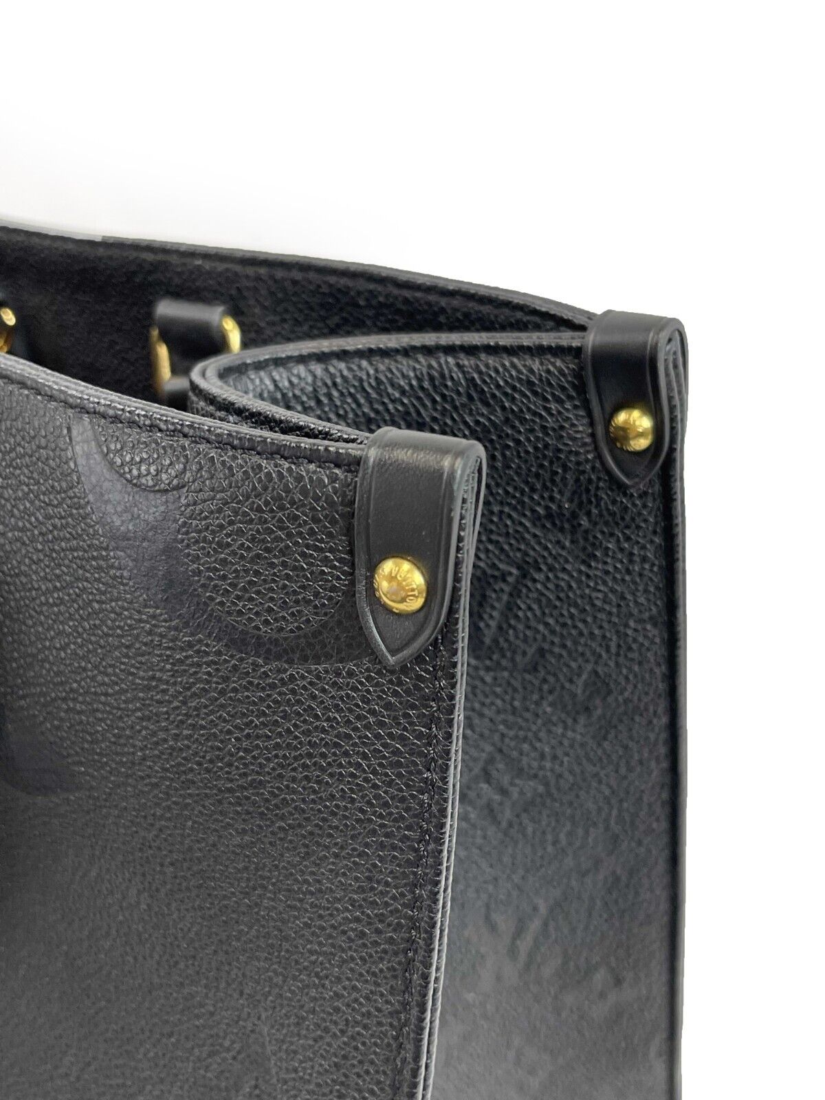 Louis Vuitton - LV OnTheGo MM - Black Leather Tote w/ Shoulder Strap