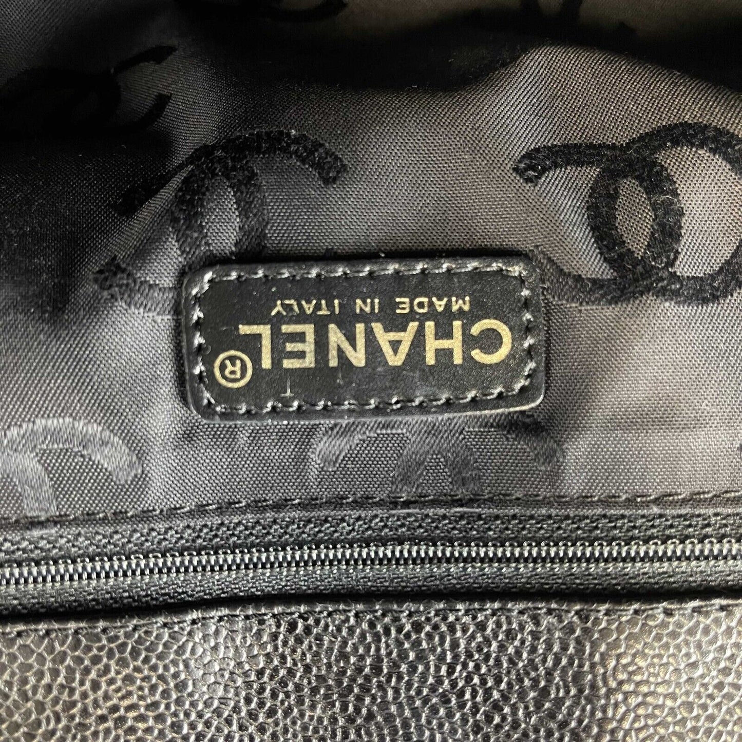 CHANEL - Vintage CC Open Caviar Leather Black Large Tote