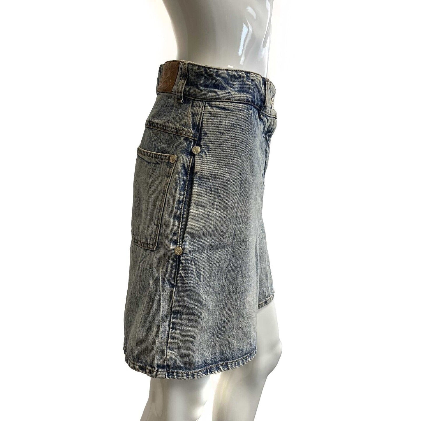 Chanel Excellent Mini Denim Jean Shorts 19S 38 US 6 Blue Bottoms
