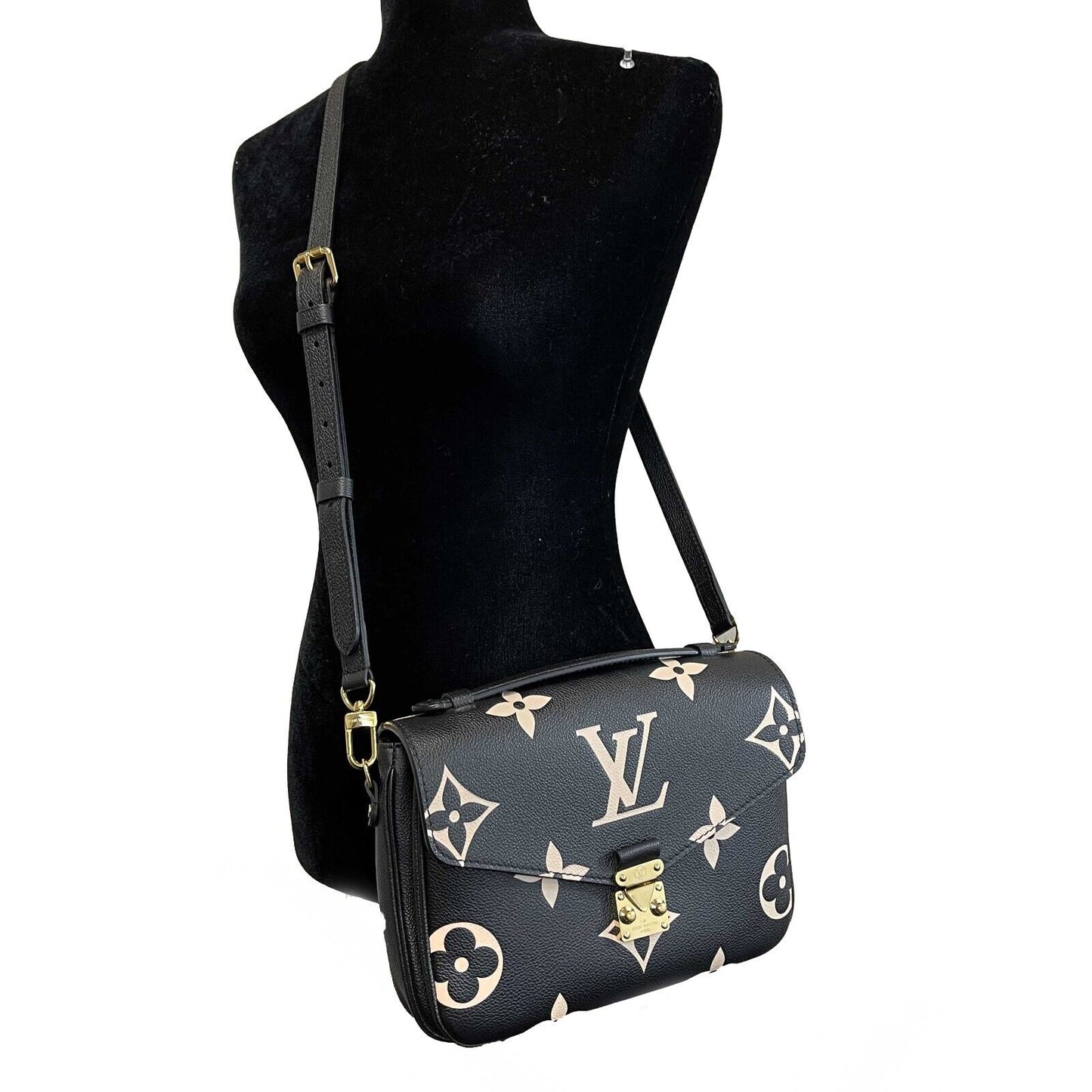 Louis Vuitton Empreinte Monogram Giant Pochette Metis - Black/Beige