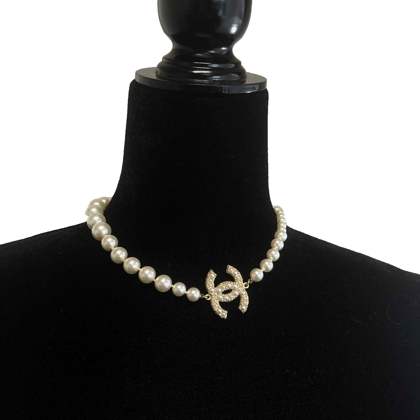 Chanel CC Graduating Pearl 100th Anniversary Necklace Fall 2021