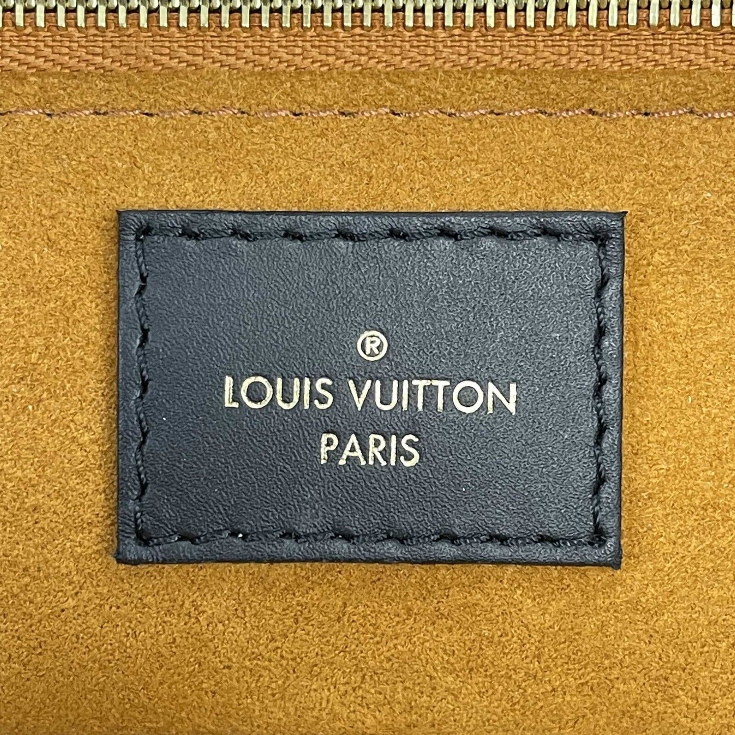 Louis Vuitton - On the go MM Empreinte Black Leather Top Handle Shoulder Strap