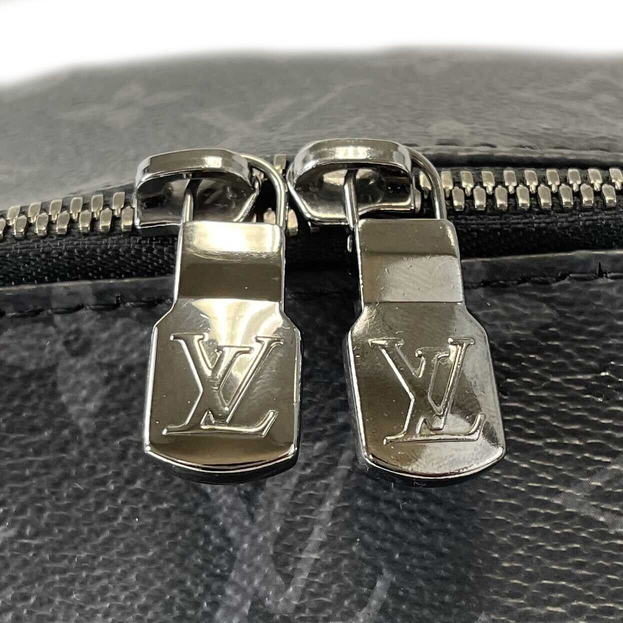 Louis Vuitton - Discovery Backpack Black Monogram Eclipse Canvas PM -