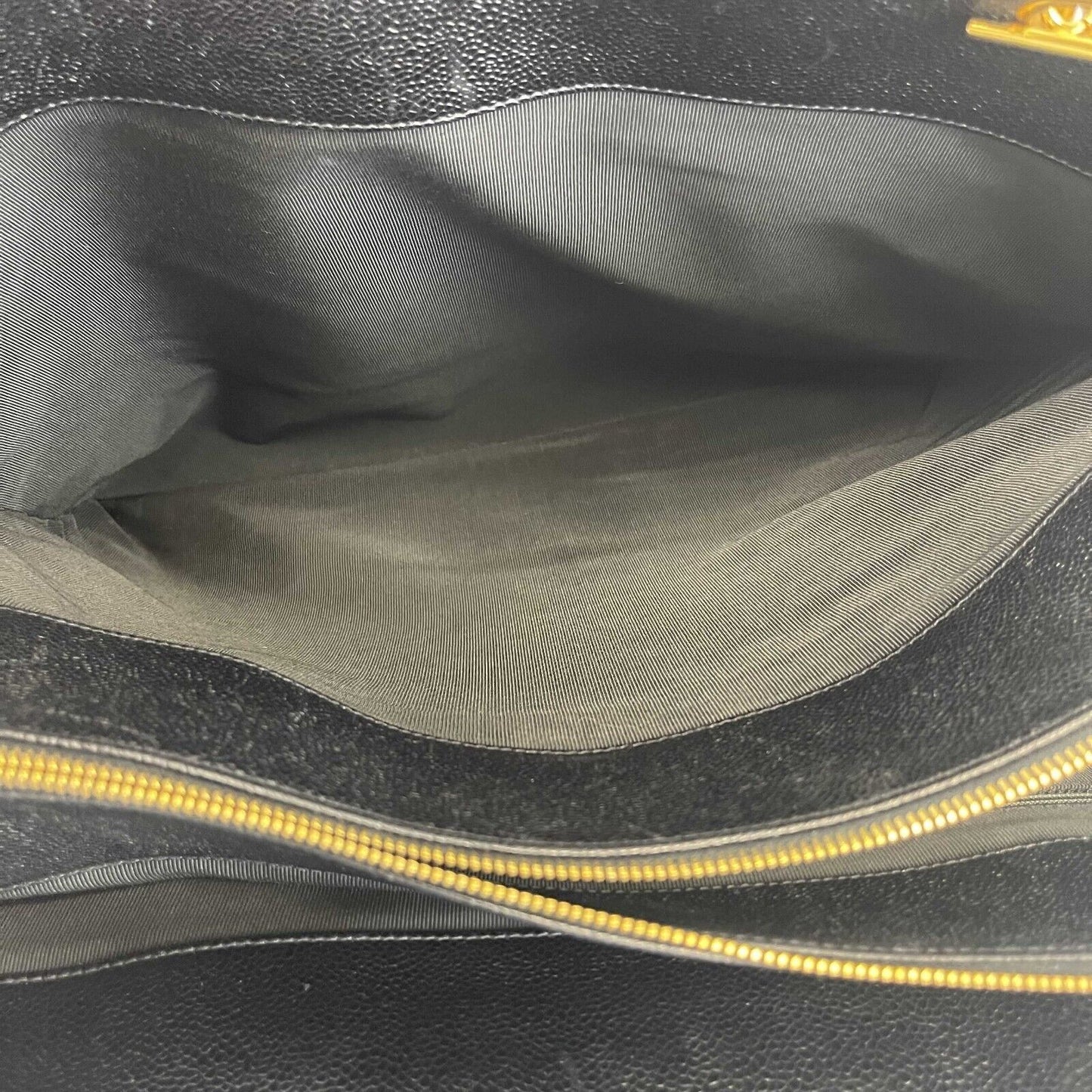 CHANEL - Vintage Supermodel Weekender Bag - Large CC Black Tote / Shoulder Bag
