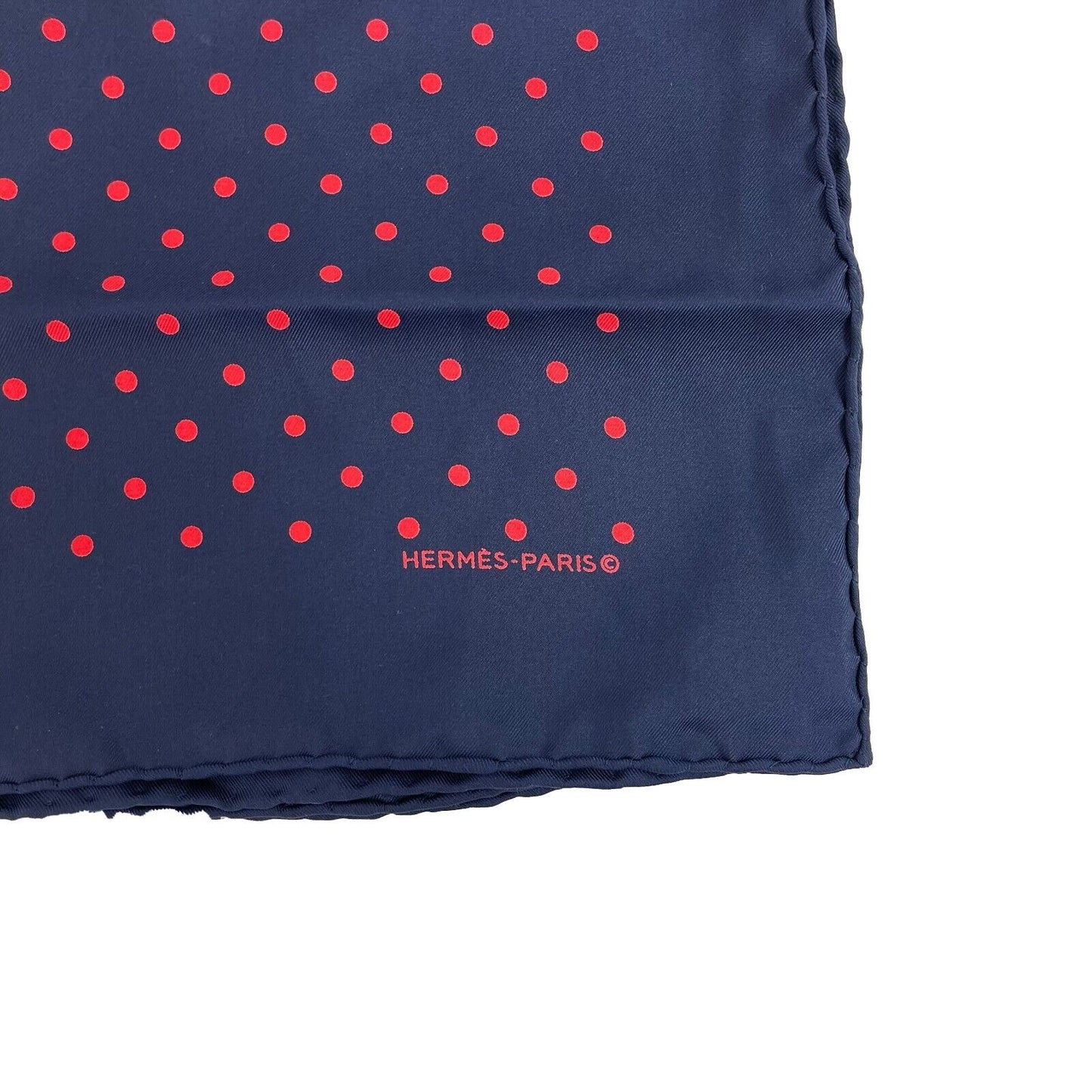 Hermes - Excellent - Paris Red Polka Dot Navy Blue Wrap - Blue/Pink - One Size