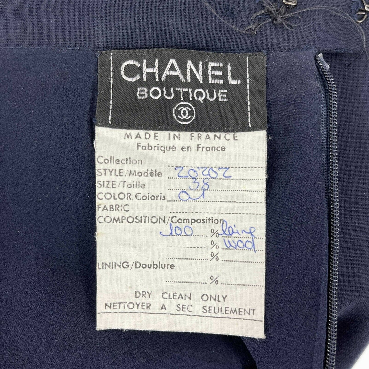 CHANEL - Wool Suit Cascade Jacket and Skirt - CC Buttons - Navy / Gold 36 US 6