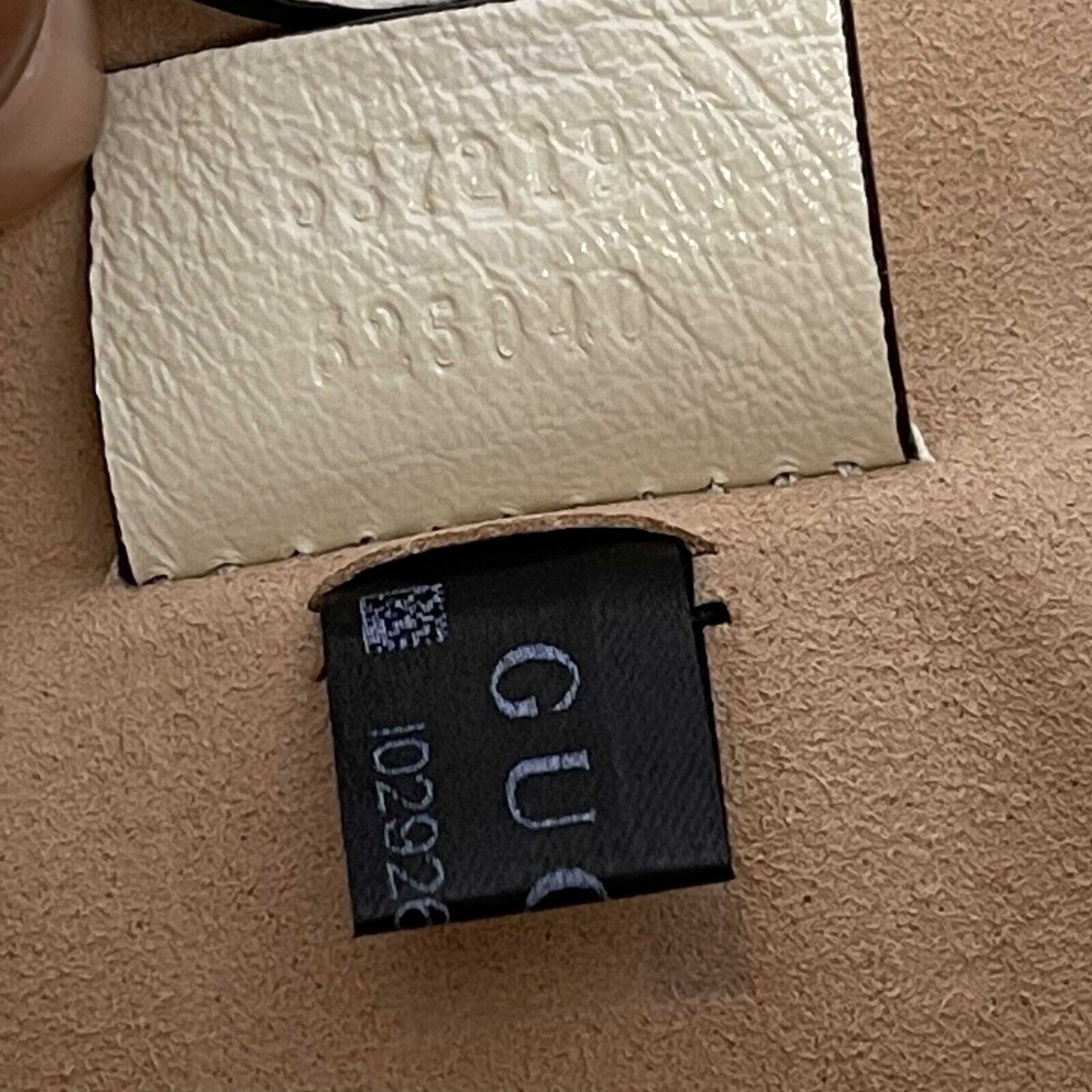 Gucci - New w/ Tags - Rajah Tote - White Shoulder Bag