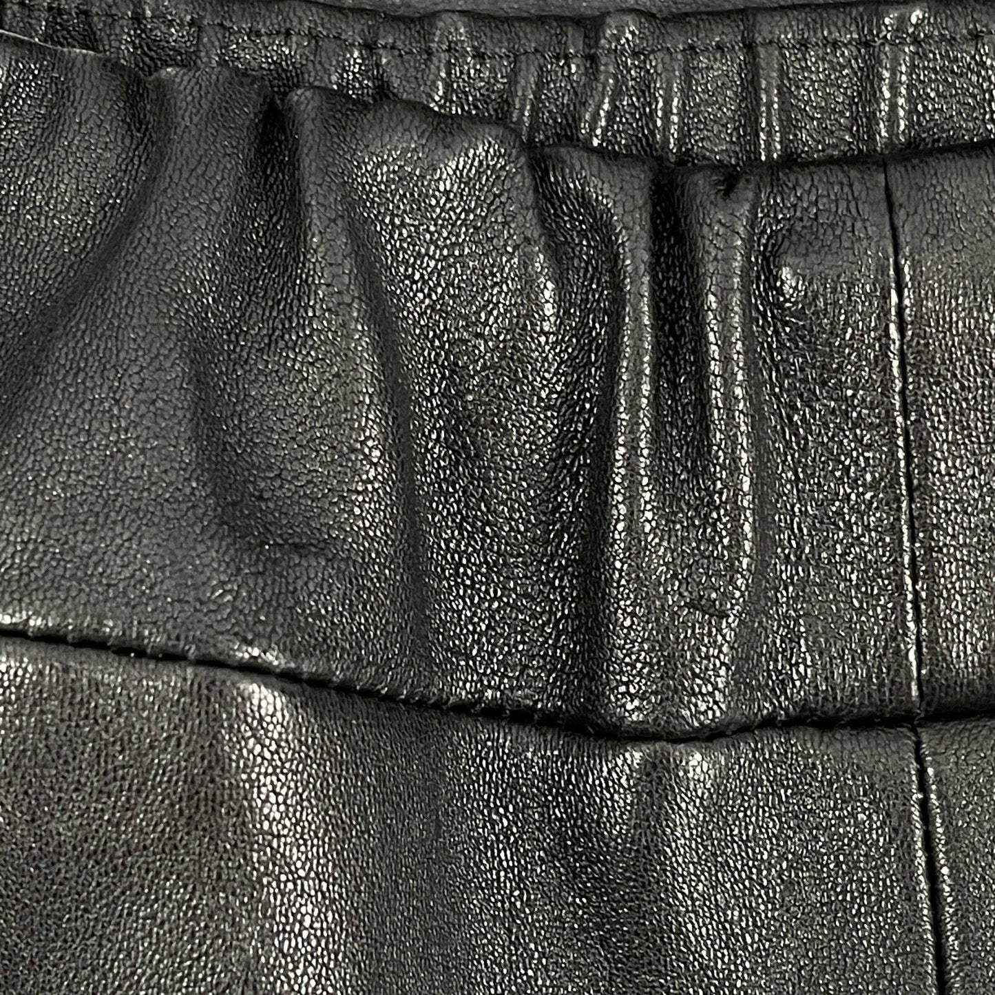 The Row - New w/ Tags - Mino Leather Cropped Pant - Black - Slim Fit - S