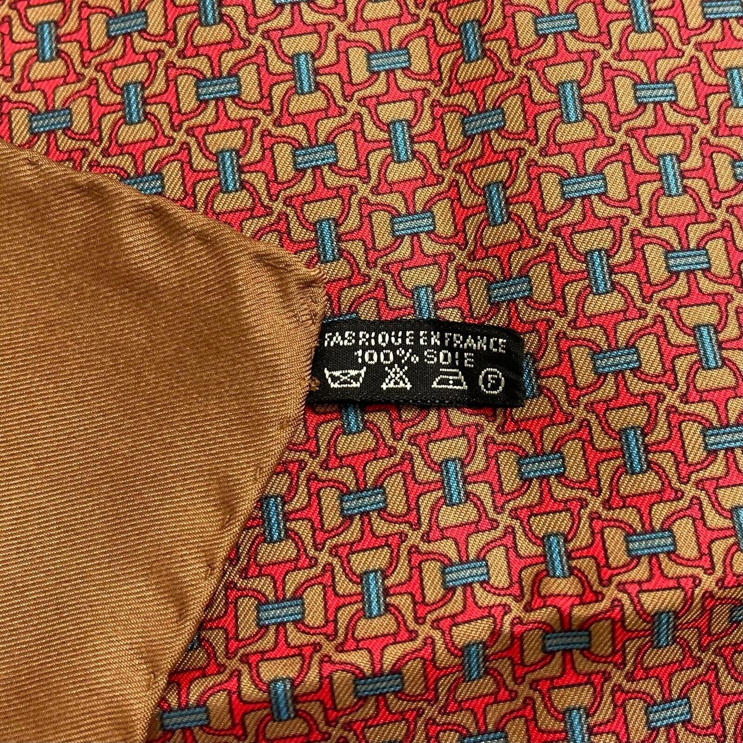Hermes - Excellent - Brown Red Interlocking Chain Pocket Square - Pinkish Brown