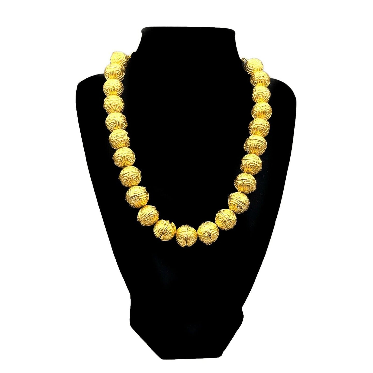 CHANEL - Vintage 1986 Ball Gold Tone Necklace - Adjustable Length