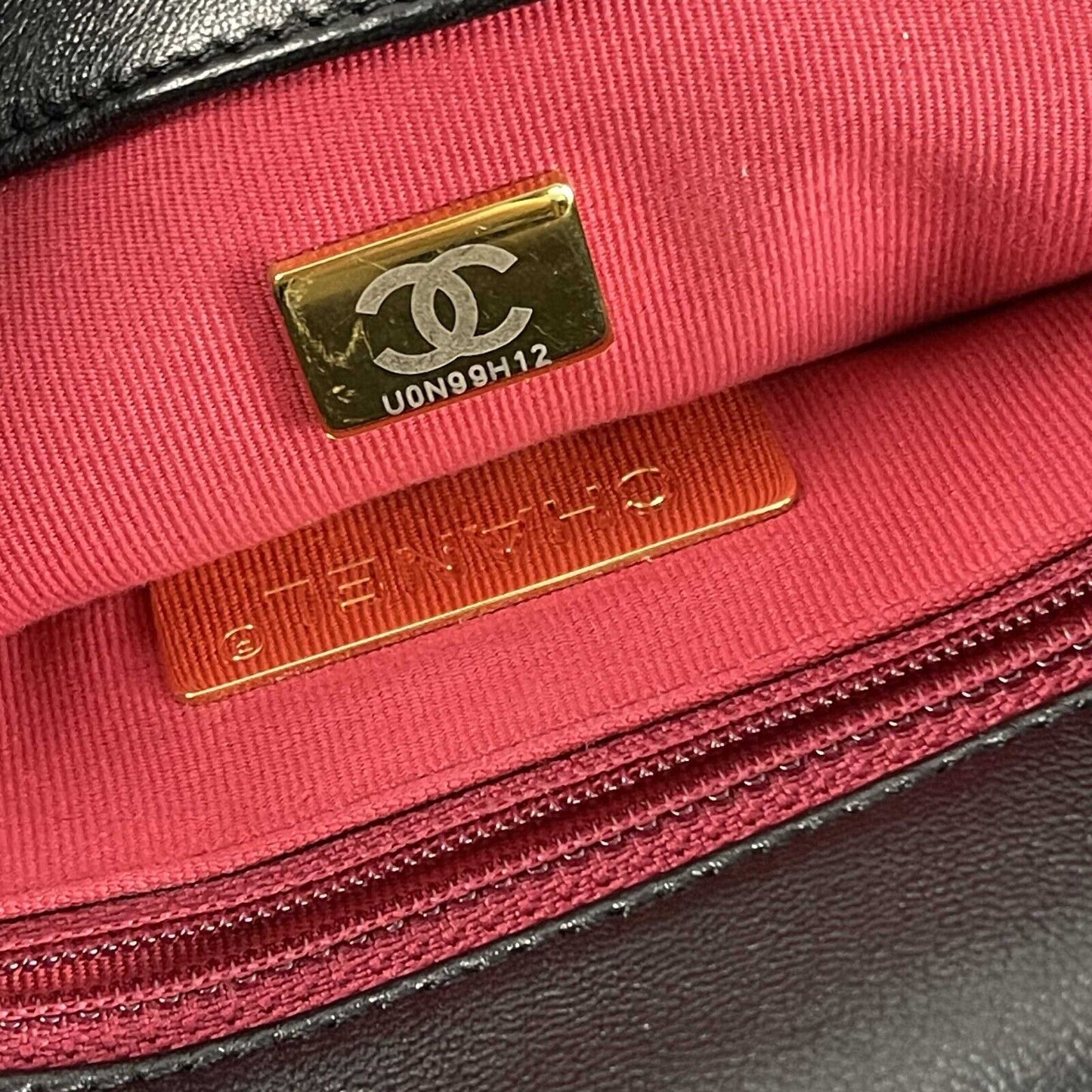 CHANEL - NEW Chanel 19 Medium CC Lambskin Black Flap Shoulder Bag