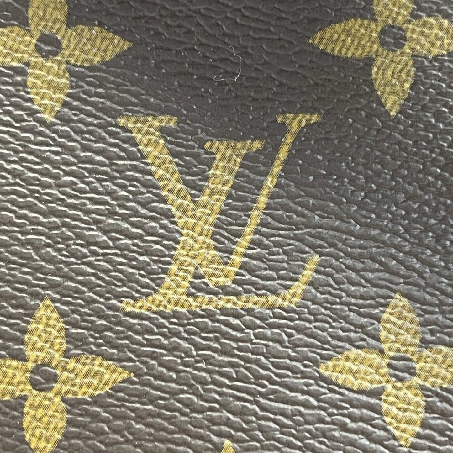 Louis Vuitton - Excellent - Boulogne NM Monogram Canvas Shoulder Bag FULL KIT