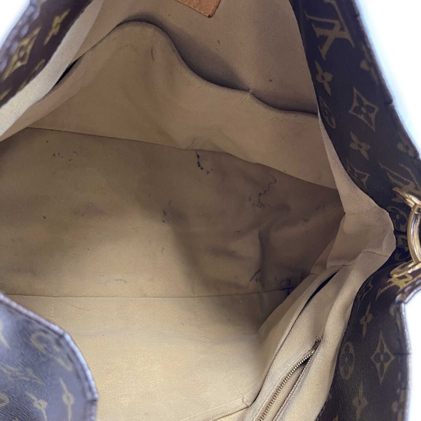 Louis Vuitton - LV Artsy MM - Brown Monogram Shoulder Bag