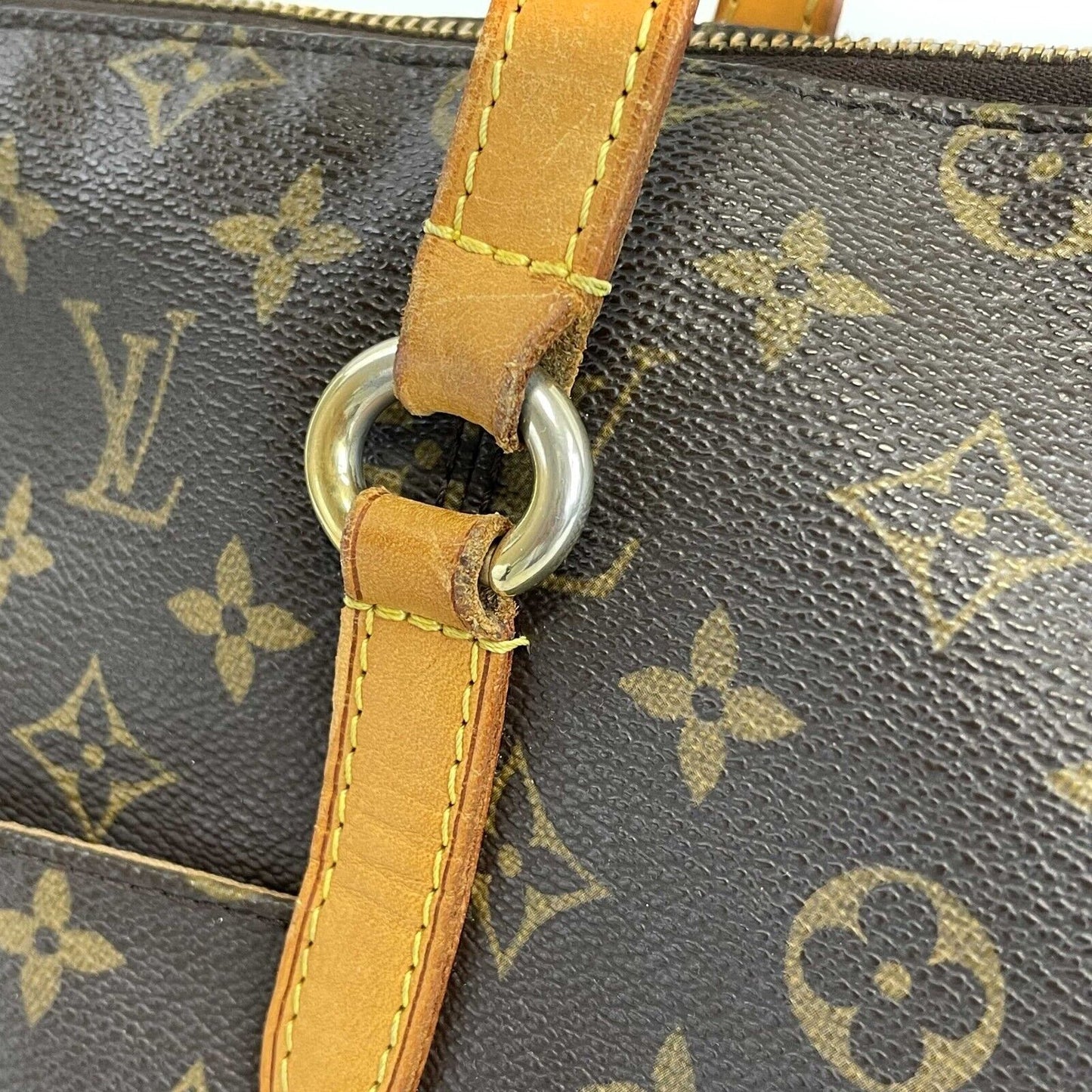 Louis Vuitton - LV - Totally MM - Brown Monogram Tote / Shoulder Bag