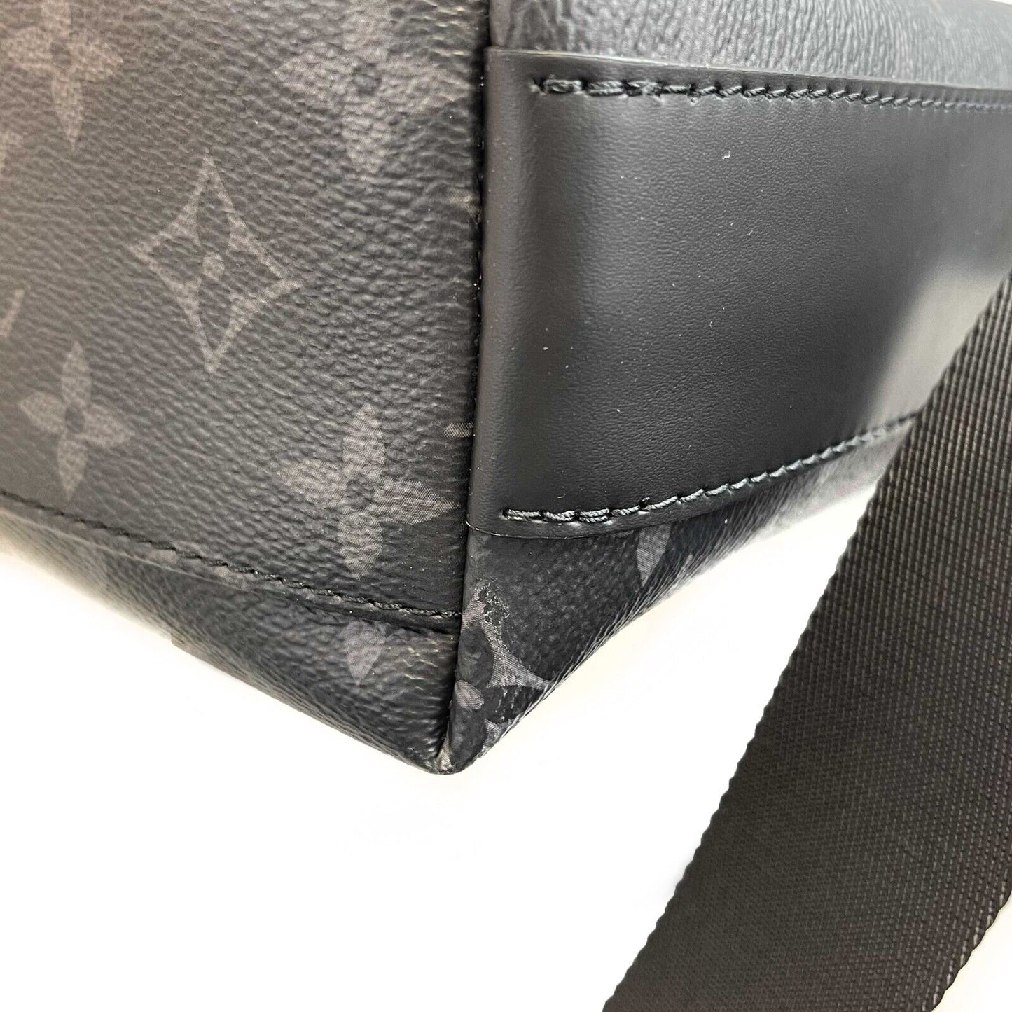 Louis Vuitton - NEW Monogram Eclipse Odyssey Messenger PM - Black Crossbody