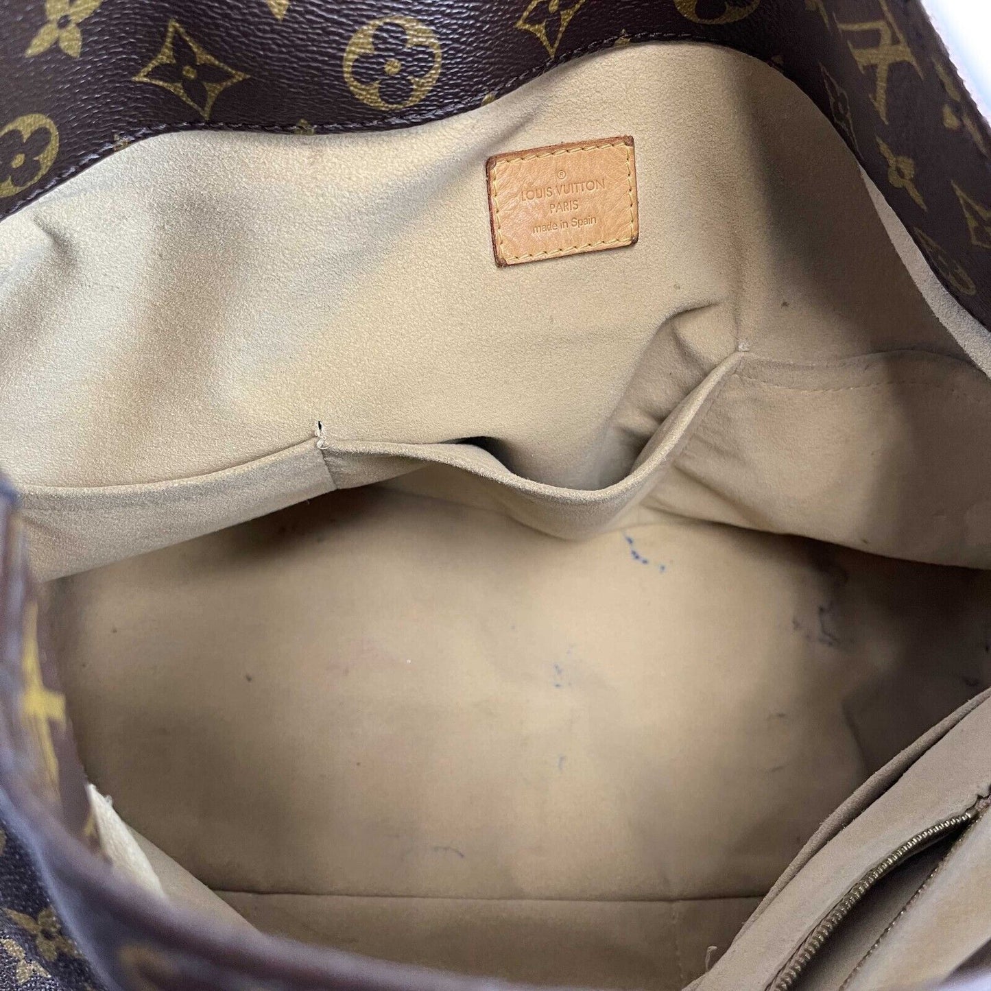 Louis Vuitton - LV Artsy MM - Brown Monogram Shoulder Bag