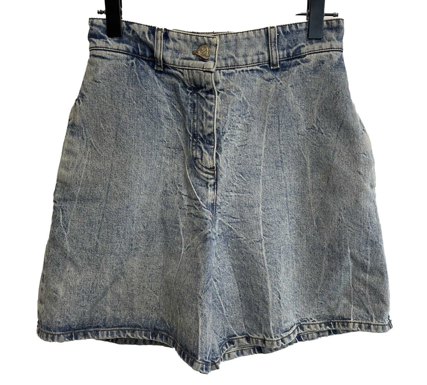 Chanel Excellent Mini Denim Jean Shorts 19S 38 US 6 Blue Bottoms