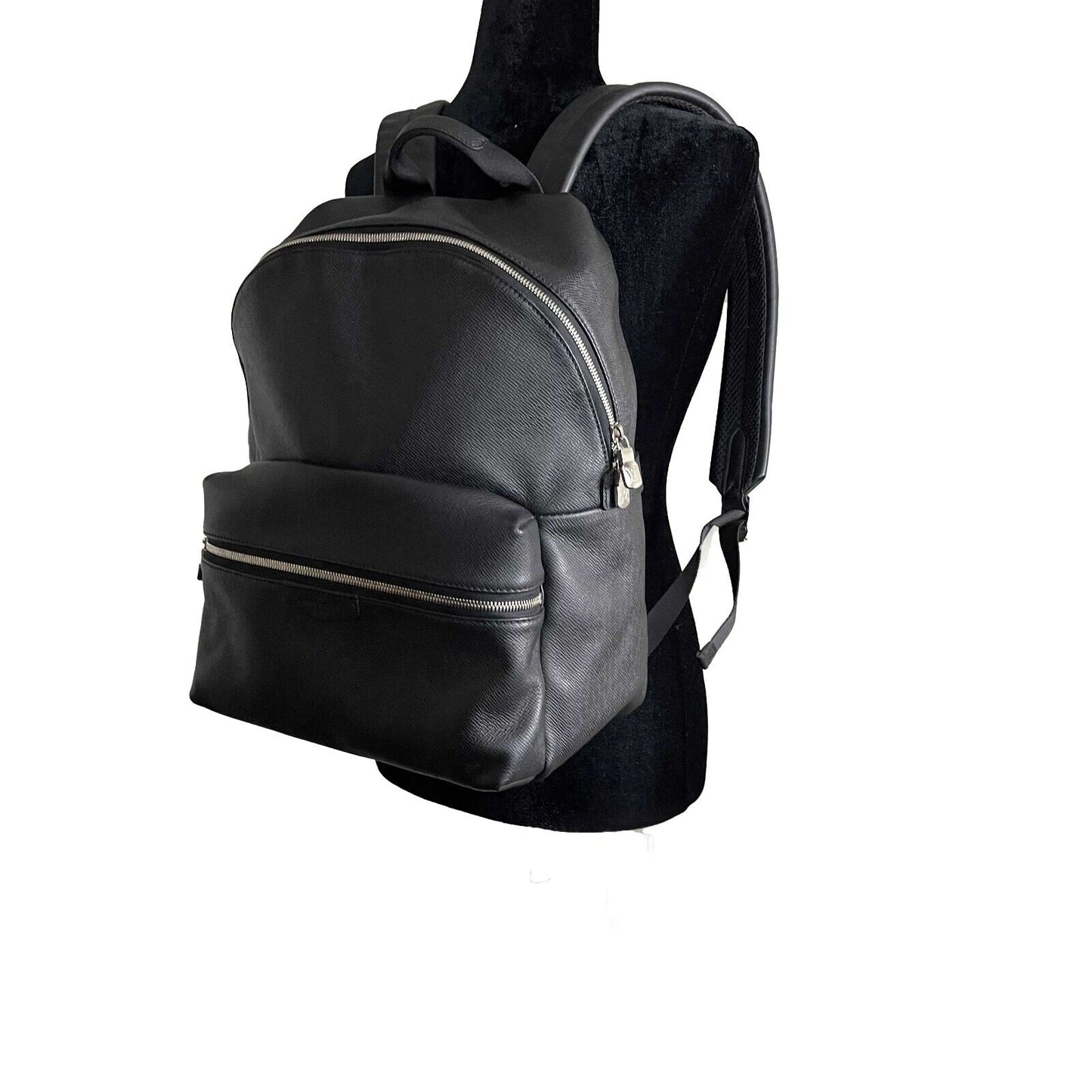 Louis Vuitton Excellent Discovery Backpack Taiga Leather PM Black Handbag