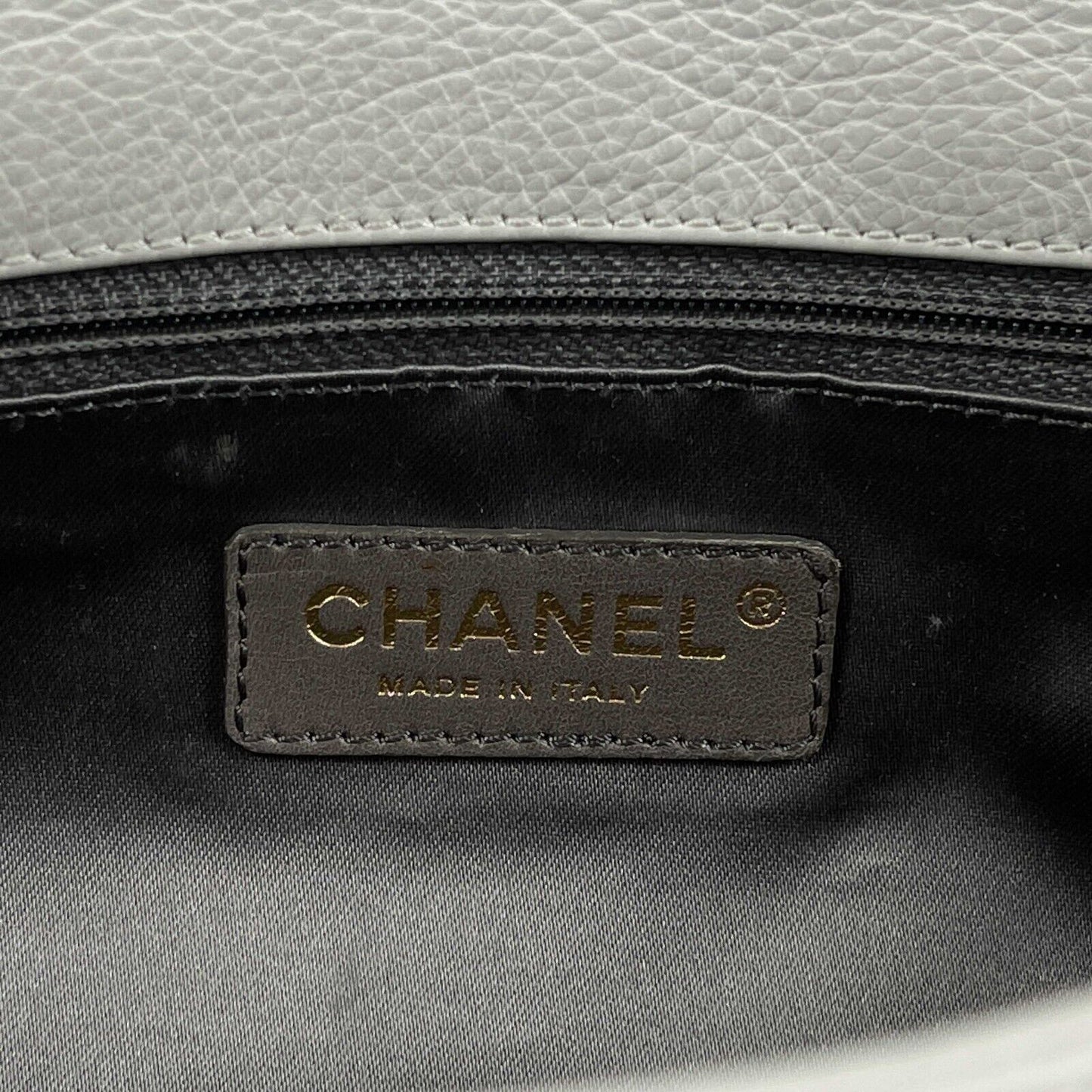 CHANEL - 09C White Mosaic Metal East West Calfskin Flap Crossbody / Shoulder Bag