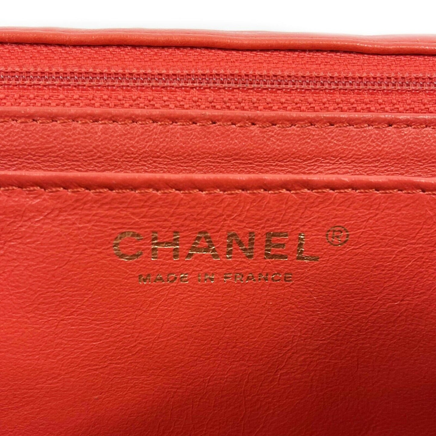 CHANEL - Jumbo Classic Flap - Red Lambskin Shoulder Bag