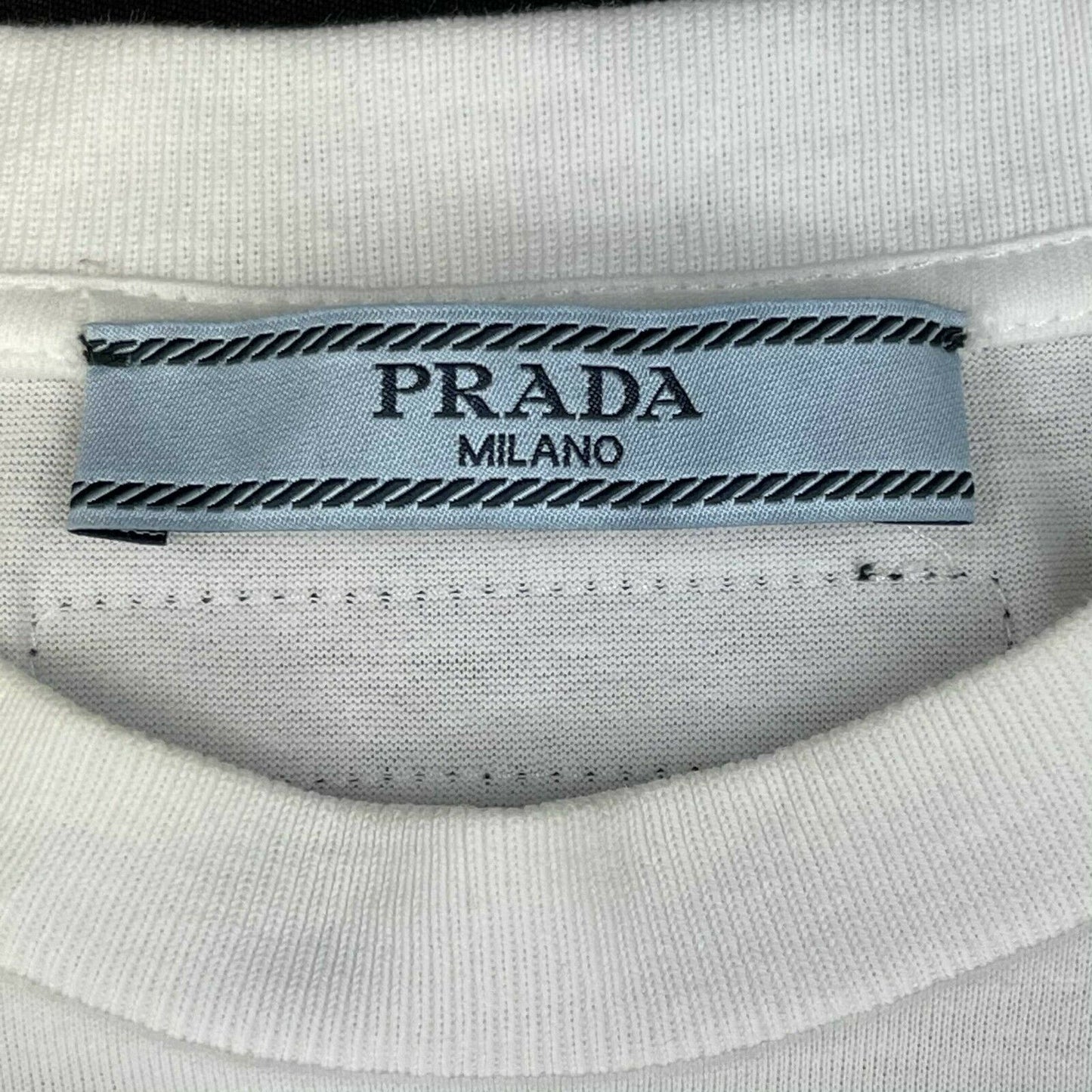 Prada - White T-Shirt with Rubber Patch Logo on Back at Top - Size Men US XS