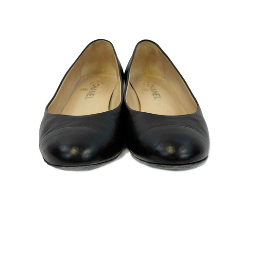 Chanel Black Lambskin Leather Pearl CC Logo Round Toe Low Block Heel Pump - 38/8