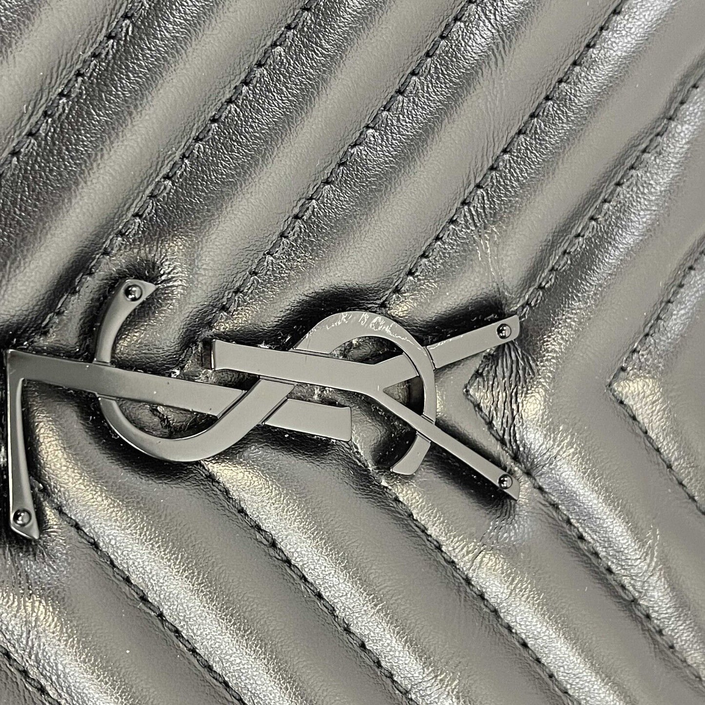 Saint Laurent - Excellent - Lou Camera Bag in Quilted Leather Black Crossbody
