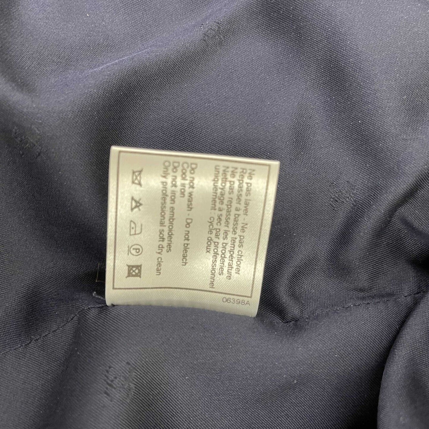 CHANEL - 97A VINTAGE Collectors Navy Popcorn Jacket 36 US 4 Coat Blazer