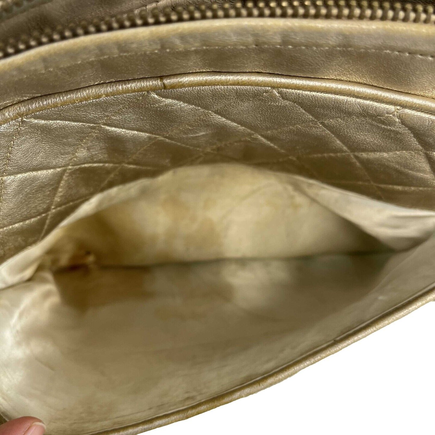 CHANEL - 90's CC Gold Leather Vintage Crossbody /Shoulder Bag W/ Tassel