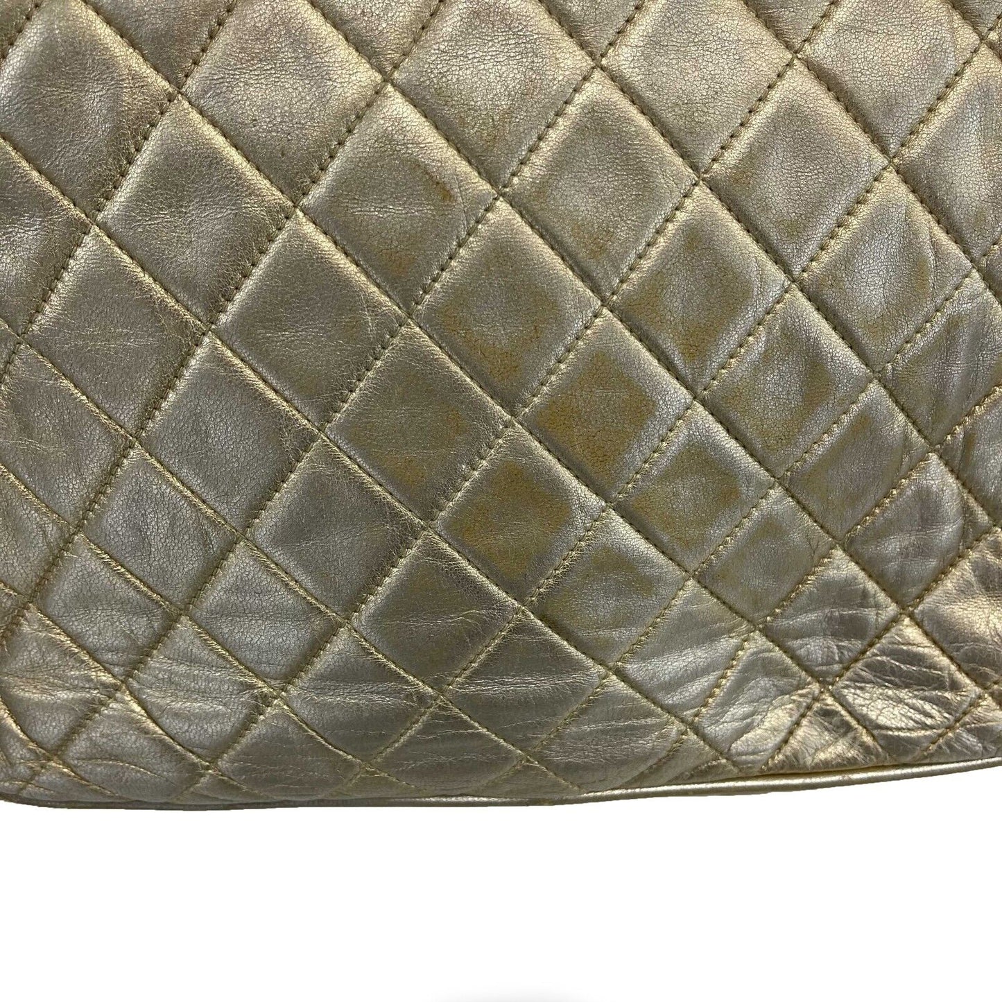 CHANEL - 90's CC Gold Leather Vintage Crossbody /Shoulder Bag W/ Tassel