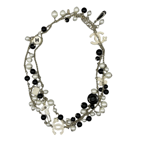 CHANEL - A16 S Pearl / Beaded CC Charm - 8 Charm Necklace / Belt